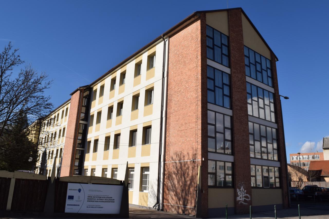 Marothi Kollegium Debrecen Ngoại thất bức ảnh