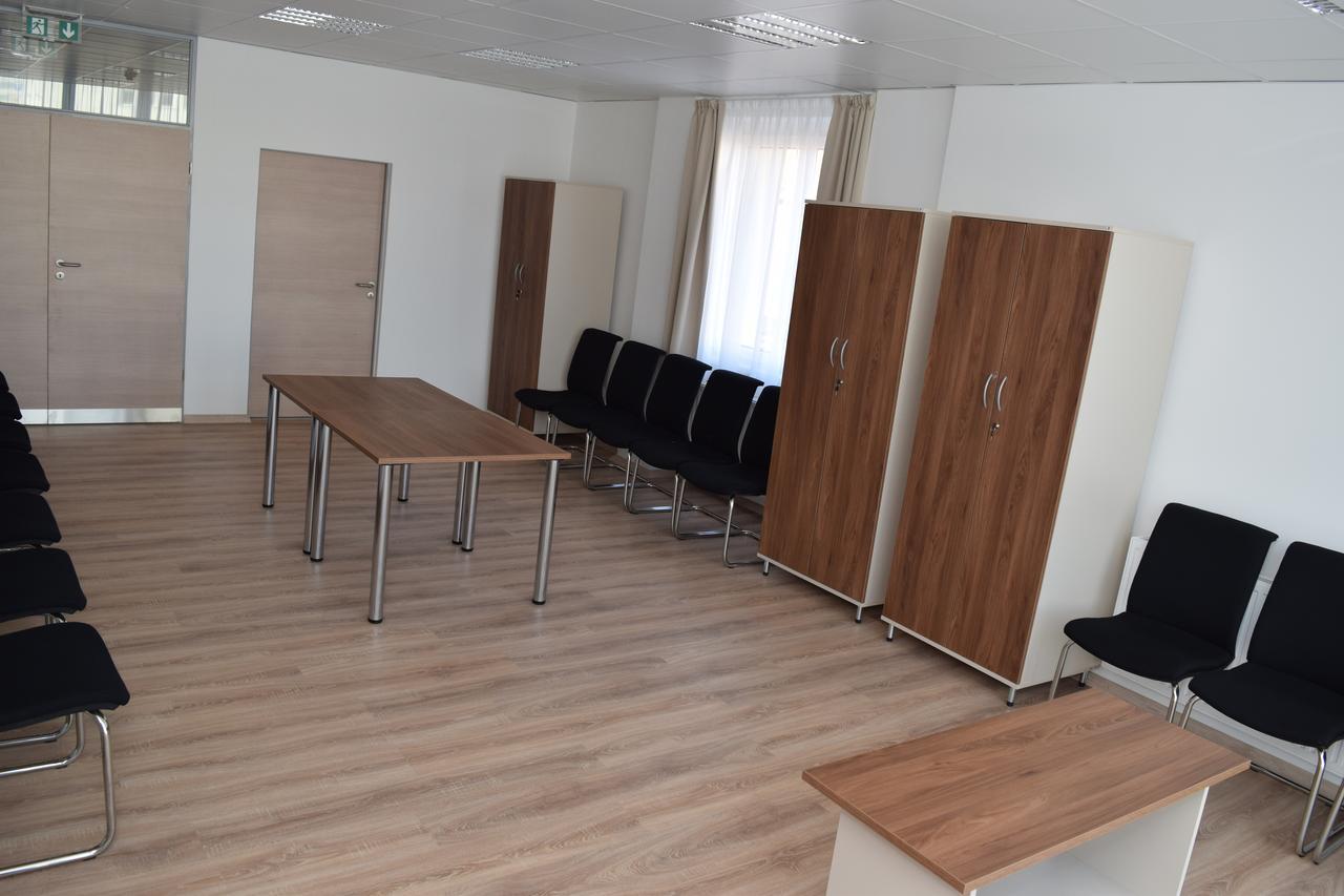 Marothi Kollegium Debrecen Ngoại thất bức ảnh